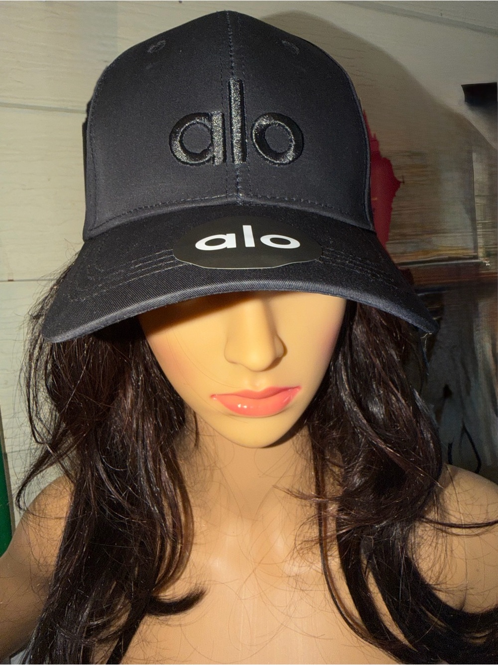 ALO Yoga Off Duty Black Cap - Picture 12 of 16